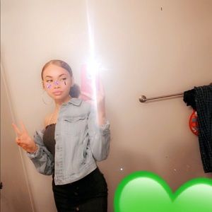 Meet your Posher, Fefe